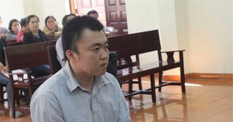Đánh chết bạn gái, nam thanh niên lãnh 13 năm tù vì... tội cố ý gây thương tích