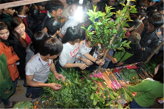 Độc đáo chợ đình Bích La