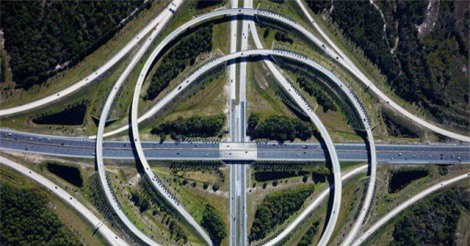 Những giao lộ như mê cung nhìn từ trên cao