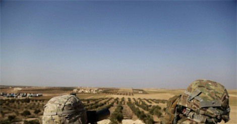 Mỹ không kích Deir Ezzor, 100 binh lính Syria thiệt mạng