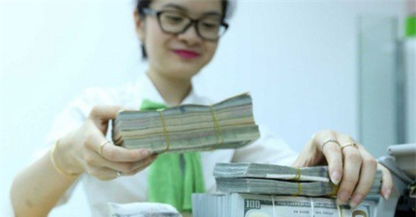 Tỷ giá ngoại tệ ngày 8/2: Gần Tết Nguyên đán, USD bứt phá ngoạn mục