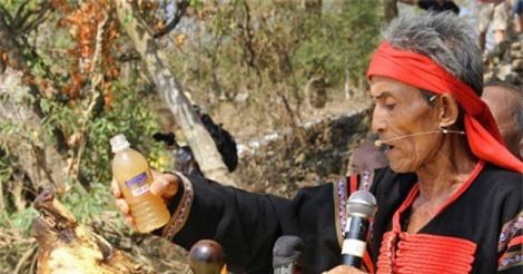 Độc đáo tục cúng sức khoẻ của người M’Nông