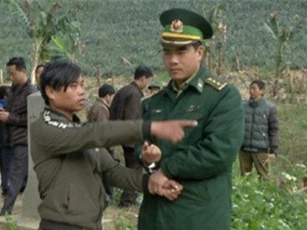 Lào Cai: Bắt giữ 9x bán người yêu sang Trung Quốc lấy tiền mua xe Exciter