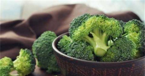 Cách nhận biết 5 loại rau hay bị phun hóa chất