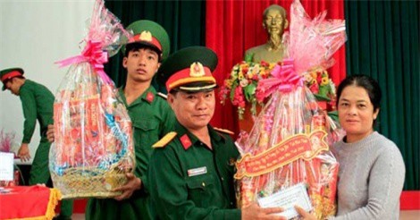 Nỗ lực chăm lo Tết cho người nghèo, gia đình chính sách