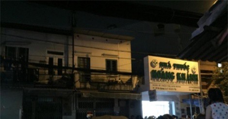 TP.HCM: Phát hiện cô gái trẻ chết trong tiệm thuốc tây với nhiều vết thương