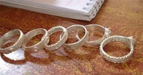 Độc đáo “tín vật” tình yêu của dân tộc Chu Ru