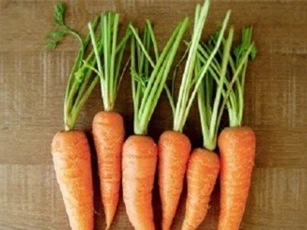 Giảm đau ngày "đèn đỏ" hiệu quả nhờ cà rốt