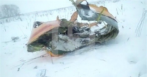 Máy bay Nga chở 71 người rơi ở Moscow: Nhận định ban đầu về nguyên nhân