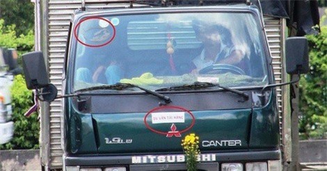 Truy tố băng nhóm in bán logo xe 'vua'