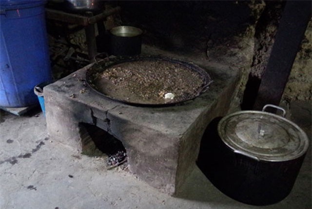 Bếp lửa trong đời sống văn hoá tâm linh của người Dao Khâu