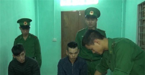 Quảng Trị: 2 thanh niên giấu hơn 100 viên ma túy tổng hợp trong mũ bảo hiểm mang qua biên giới