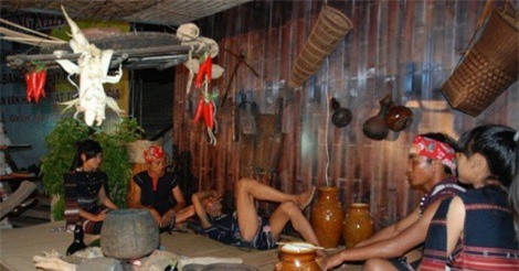 Sử thi Ba Na - nét đẹp trong đời sống văn hóa đồng bào các dân tộc Tây Nguyên