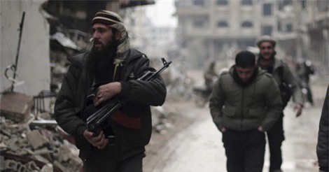 Syria: Giao tranh dữ dội ở chảo lửa Idlib, cả IS và Al-Nusra cùng chịu trận 