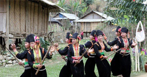 Dấu ấn núi rừng trong đời sống và âm nhạc của người Khơ Mú