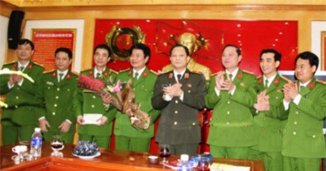 Thanh Hóa: Vừa về nhà, người đàn ông bị 7 tên côn đồ xả đạn tử vong