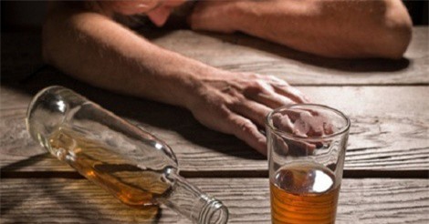 Uống nhiều rượu, bia hủy hại gan như thế nào?