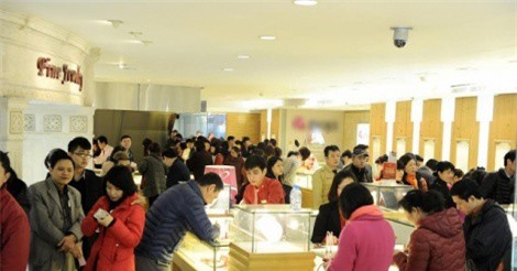 Có nhất định phải mua vàng ngày vía thần Tài mới được may mắn?