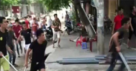 Vũng Tàu: Hai nhóm thanh niên chém nhau loạn xạ, 1 người tử vong