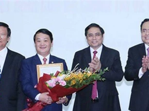 Công bố quyết định của Bộ Chính trị về công tác cán bộ