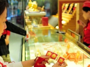 Ngày vía Thần Tài nên mua vàng loại nào cho cả năm may mắn, phát tài?