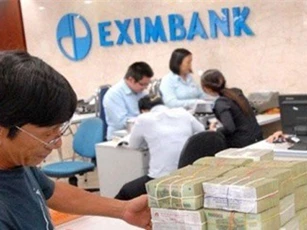 NHNN yêu cầu các ngân hàng đảm bảo an toàn giao dịch tiền gửi, tiền tiết kiệm
