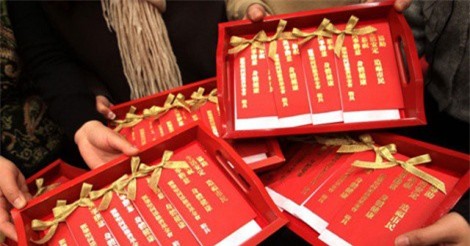 Quan chức Trung Quốc mất việc vì nhận lì xì "khủng"