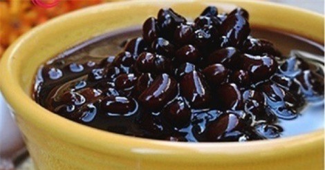 4 bí quyết nấu chè đậu đen thơm ngon, đơn giản không phải ai cũng biết