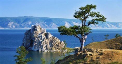 “Mục sở thị” 10 hồ nước ngọt sâu nhất thế giới