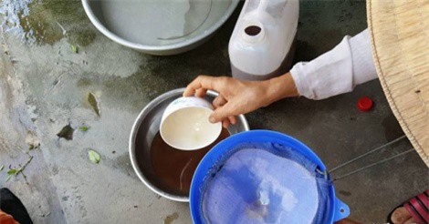 Về Trà Vinh đừng quên mua nước mắm rươi về làm quà