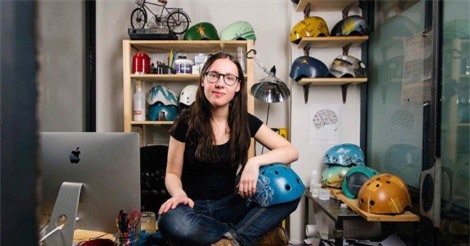 8x thành bà chủ giàu có của 6 công ty chỉ nhờ thêm thứ này lên mũ bảo hiểm