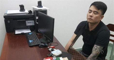 Chồng vào khách sạn “lái nhầm” Lexus RX350 của vợ cũ