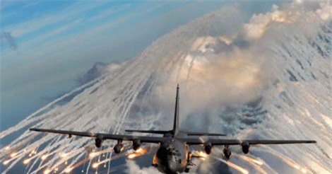Mỹ biến máy bay vận tải thành “hung thần chiến tranh”