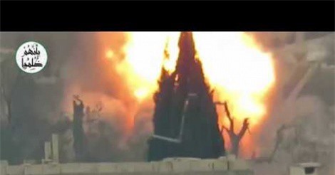 Phe thánh chiến nã tên lửa TOW vào quân đội Syria ở chảo lửa Đông Ghouta