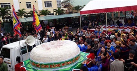 Thành phố Sầm Sơn đề nghị làm bánh dày 3 tấn dâng lễ hội đền Hùng