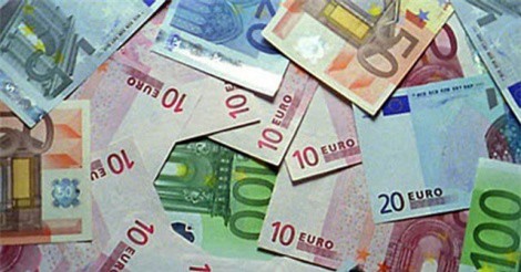 Tỷ giá ngoại tệ ngày 26/2: USD và bảng Anh tăng, euro giảm nhẹ