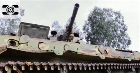 Liên minh phiến quân Syria khoe "chiến lợi phẩm" chiếm được của đối thủ