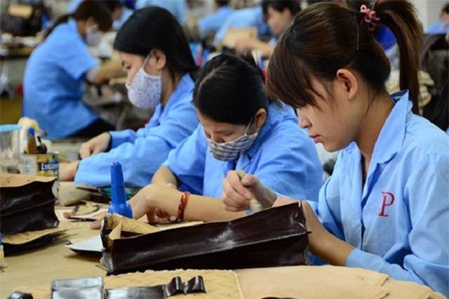 Lương tháng thứ 13 có tính đóng bảo hiểm xã hội?