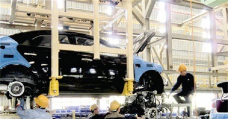 Ngành công nghiệp ôtô: Mãi không chịu lớn...