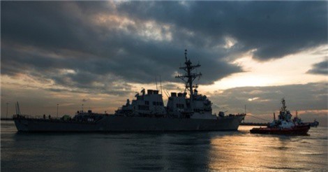 Tổng thống Putin: Mỹ vây Nga bằng 5 tuần dương hạm và 30 tàu khu trục