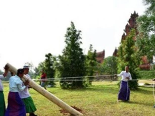 Lễ ăn mừng nhà mới của đồng bào Chăm