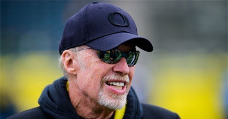 Nhà sáng lập Nike và bài học từ gã nghiện giày tạo nên thế giới