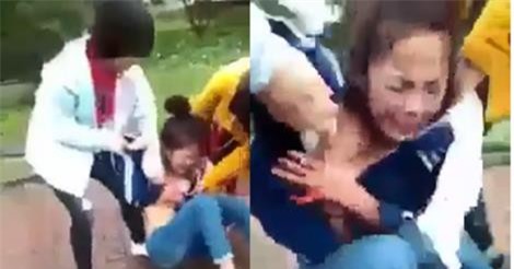 Khởi tố 2 phụ nữ vây đánh, lột áo nữ sinh cấp 3