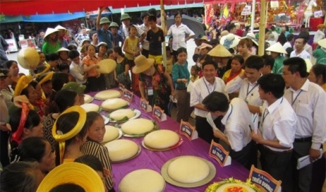 Lễ hội bánh chưng bánh giầy Sầm Sơn xưa và nay