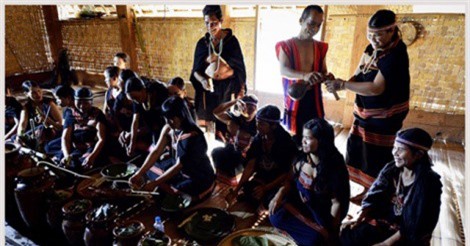 Lễ hội Cha Kchiah của người Giẻ Triêng