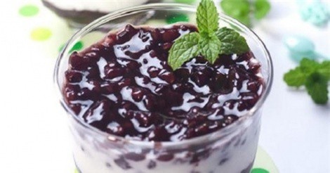 Cách làm sữa chua nếp cẩm ngọt mát giải nhiệt ngày hè