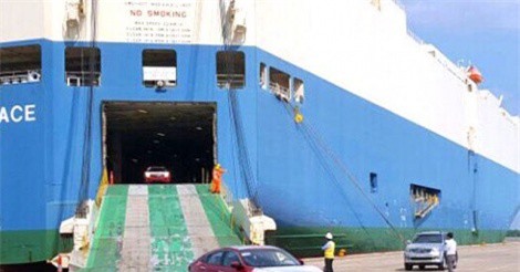 Chỉ có 13 chiếc ôtô dưới 9 chỗ nhập khẩu vào Việt Nam trong tháng 2