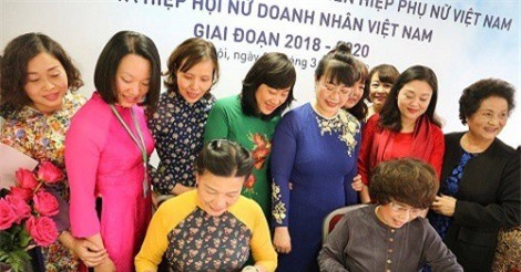 Đẩy mạnh hỗ trợ phụ nữ sáng tạo khởi nghiệp