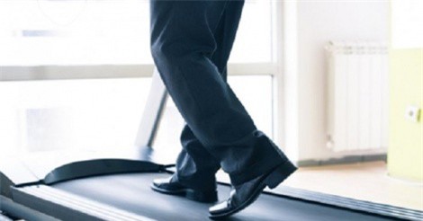 Đứng nhiều hơn mỗi ngày có thể giúp bạn giảm cân