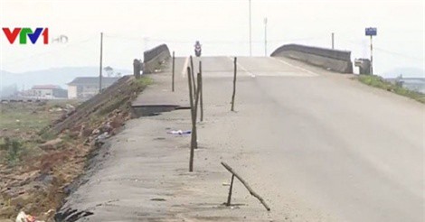 Hà Tĩnh: Dự án hàng trăm tỷ đồng chưa bàn giao đã xuống cấp